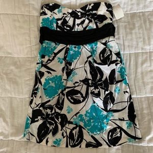 NWT Floral Strapless Dress